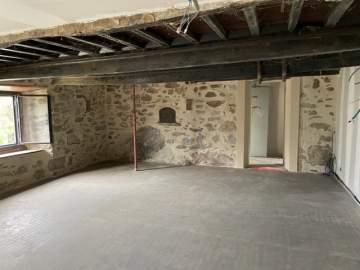 Rénovation d'un mur en pierre à Lourdes