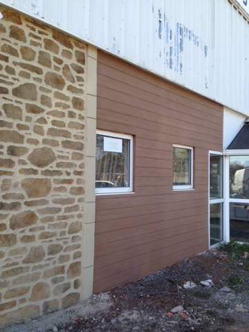 Ravalement de façade avec mur en bois à Tarbes