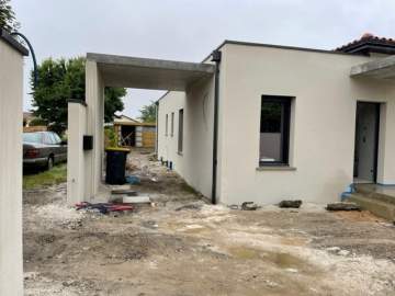 Réalisation d'une façade à Lourdes