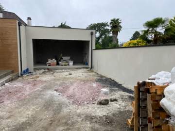 Réalisation d'une façade à Lourdes